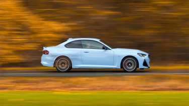 BMW M240i xDrive – side