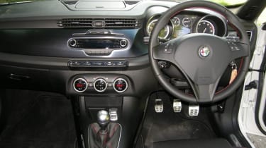 Alfa Giulietta group test interior cabin