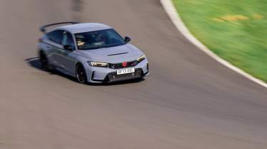 Ford Focus ST Track Pack v Honda Civic Type R