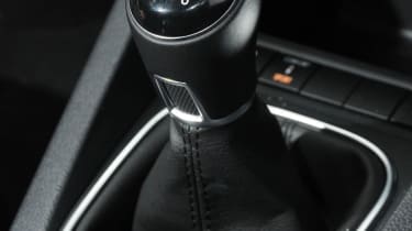 Volkswagen Scirocco Bluemotion R-line manual gearstick