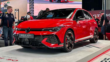 Volkswagen Golf GTI Edition 50