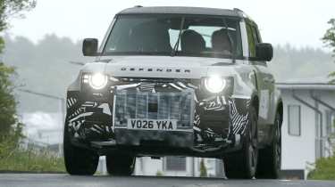 Land Rover Defender 2027 front