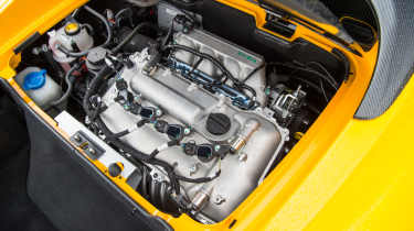 Lotus Elise S3 engine
