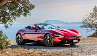 Ferrari Roma Spider – front