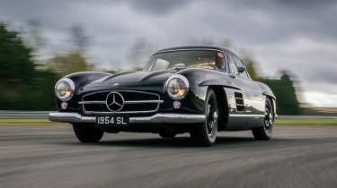Mercedes-Benz 300 SL front