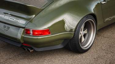 Theon Design Porsche 911