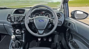 Ford Fiesta Metal interior dashboard