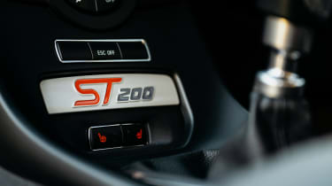 Ford Fiesta ST200 – interior badge