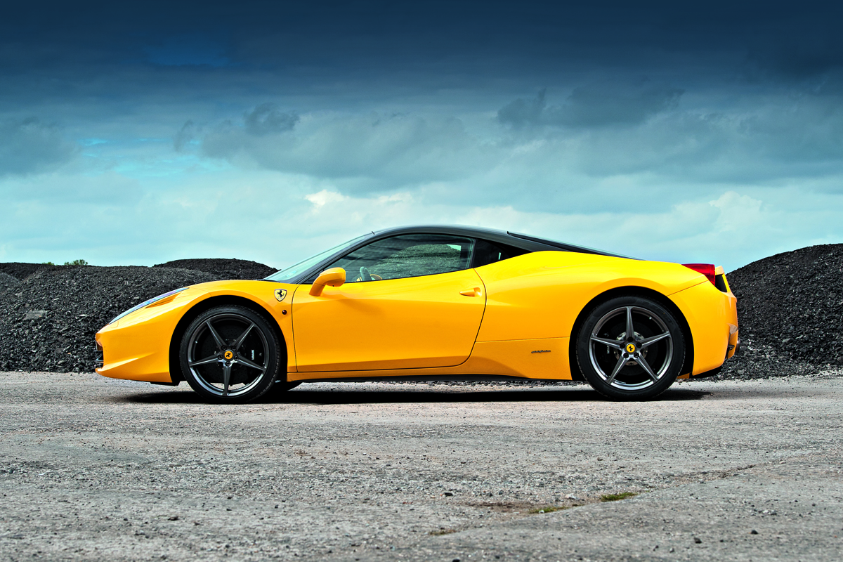 Ferrari 458 Italia Meets 308 348 F355 360 And F430 Evo