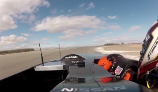 Video: Nissan DeltaWing testing