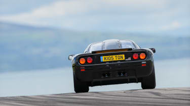 McLaren F1 - rear