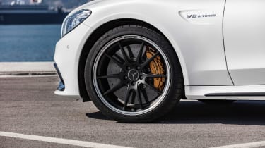 Mercedes-AMG C 63 S Coupe - white wheel