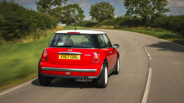 Mini Cooper (R50) – rear