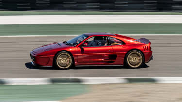 Ferrari 355 by Evoluto side