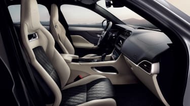 Jaguar F-Pace SVR - interior