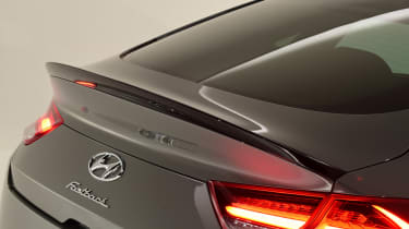 Hyundai i30 Fastback N - rear spoiler