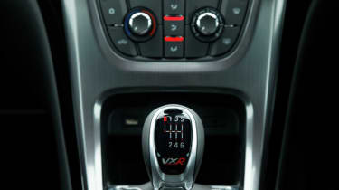 2012 Vauxhall Astra VXR dashboard gearstick console