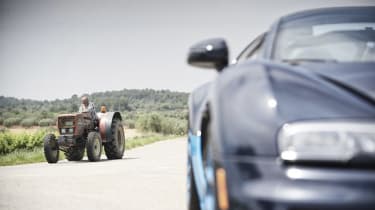Bugatti Veyron Grand Sport Vitesse tractor