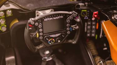 Aston Martin Valkyrie LM – interior
