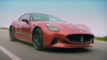 Maserati GranTurismo Folgore – front tracking