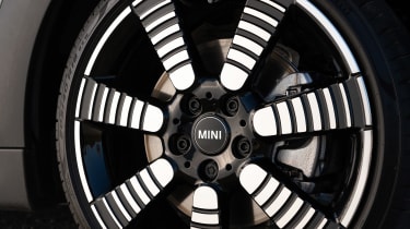 Mini Cooper S 2022 – wheels