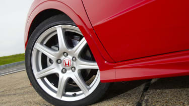Honda Civic Type R wheel