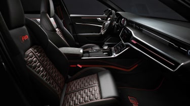 Audi RS6 Performance – studio cabin