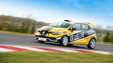 Overclockers UK Racing Series - Palmer Sport Renault Sport Clio Cup