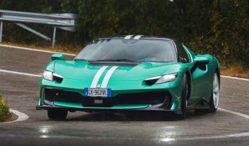 Ferrari 296 Speciale – front