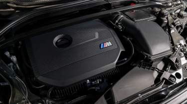 Audi S3 v BMW M235