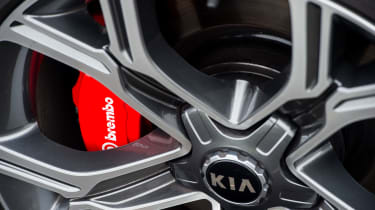 Kia Stinger GT S - Front brakes