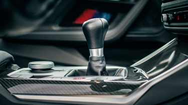 BMW M2 – gear lever