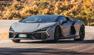 Lamborghini Revuelto