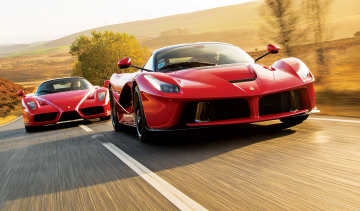 Ferrari Enzo v Ferrari LaFerrari