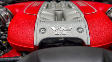Ferrari 812 Superfast engine