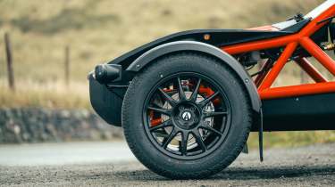 Ariel Nomad 2 – front wheel