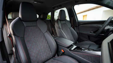 Audi SQ5 – seats