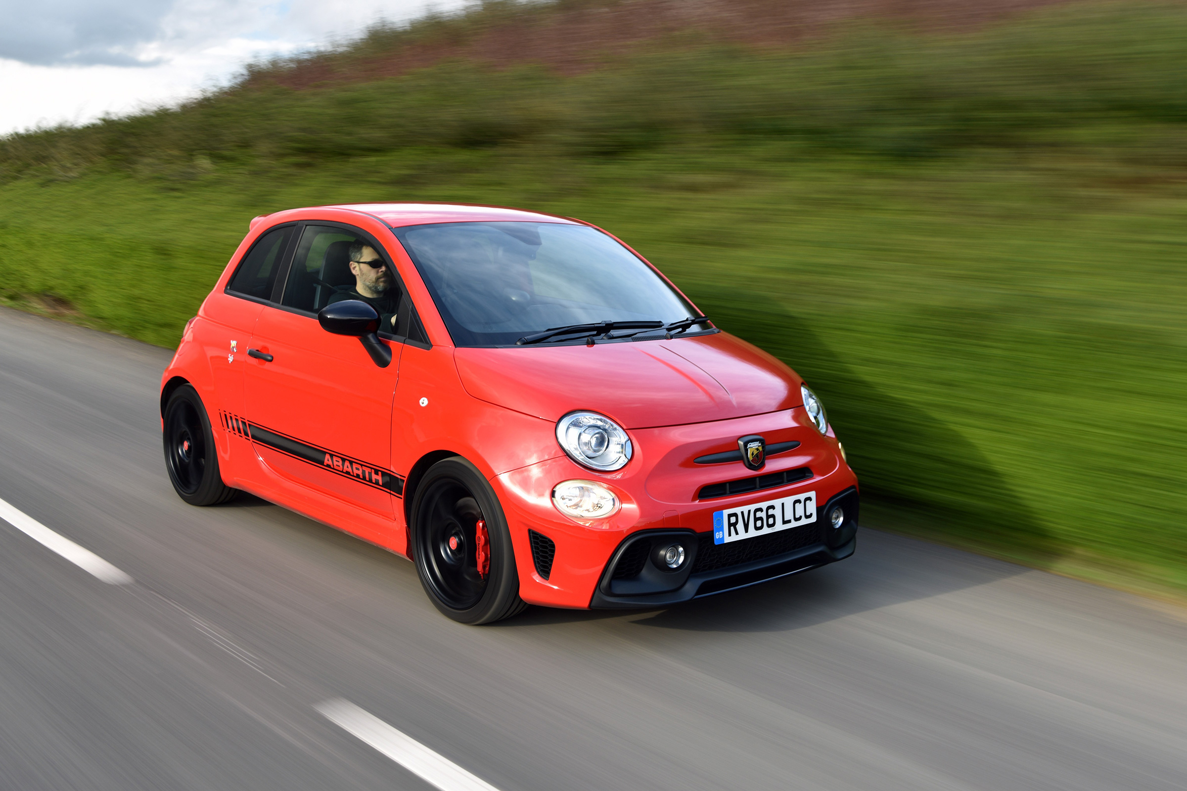 Abarth 595 first drive review - Drive