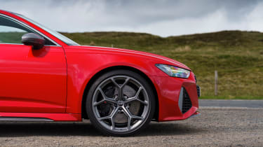 Audi RS6 Performance – front wheel