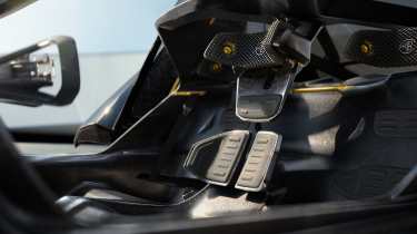 Lotus Theory 1 seat