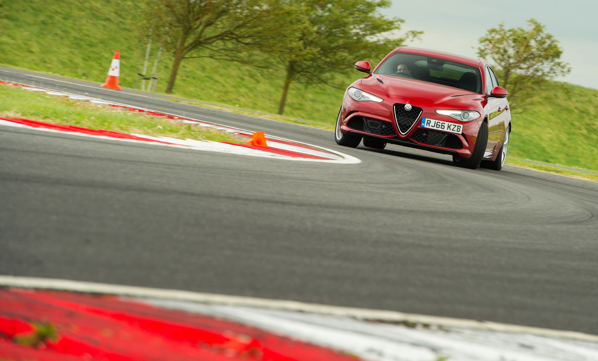 Alfa Romeo Giulia Quadrifoglio review - prices, specs and 0-60 time