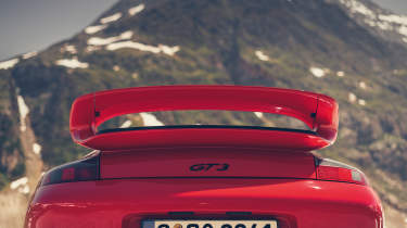 Porsche 911 GT3 (996) – rear wing