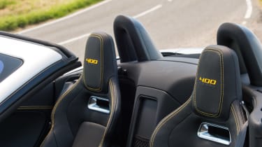 Jaguar F-type 400 Sport seats