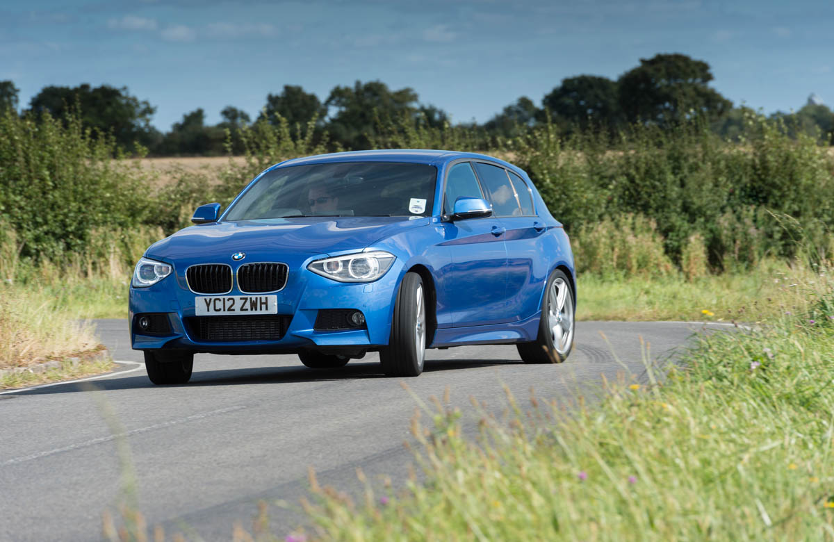 12 Bmw 125i M Sport Review And Pictures Evo