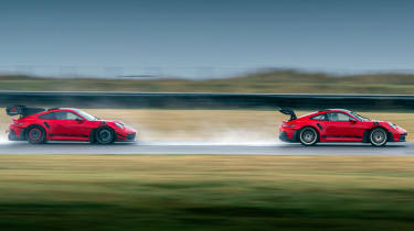 911 GT3 RS vs Manthey GT3 RS