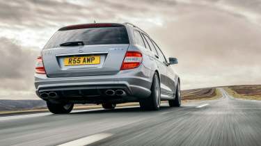 S204 Mercedes-Benz C63 AMG