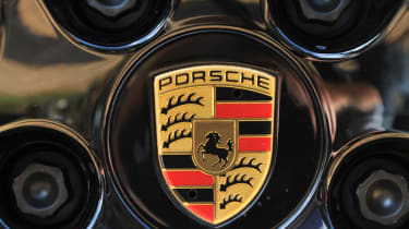 Porsche Boxster S alloy wheel centre