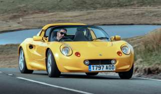 Lotus Elise S1 – front