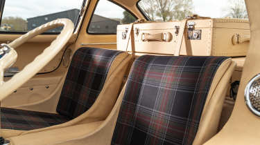 Mercedes-Benz 300 SL interior