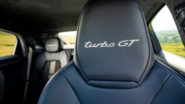 Porsche Cayenne Coupe Turbo GT – seats